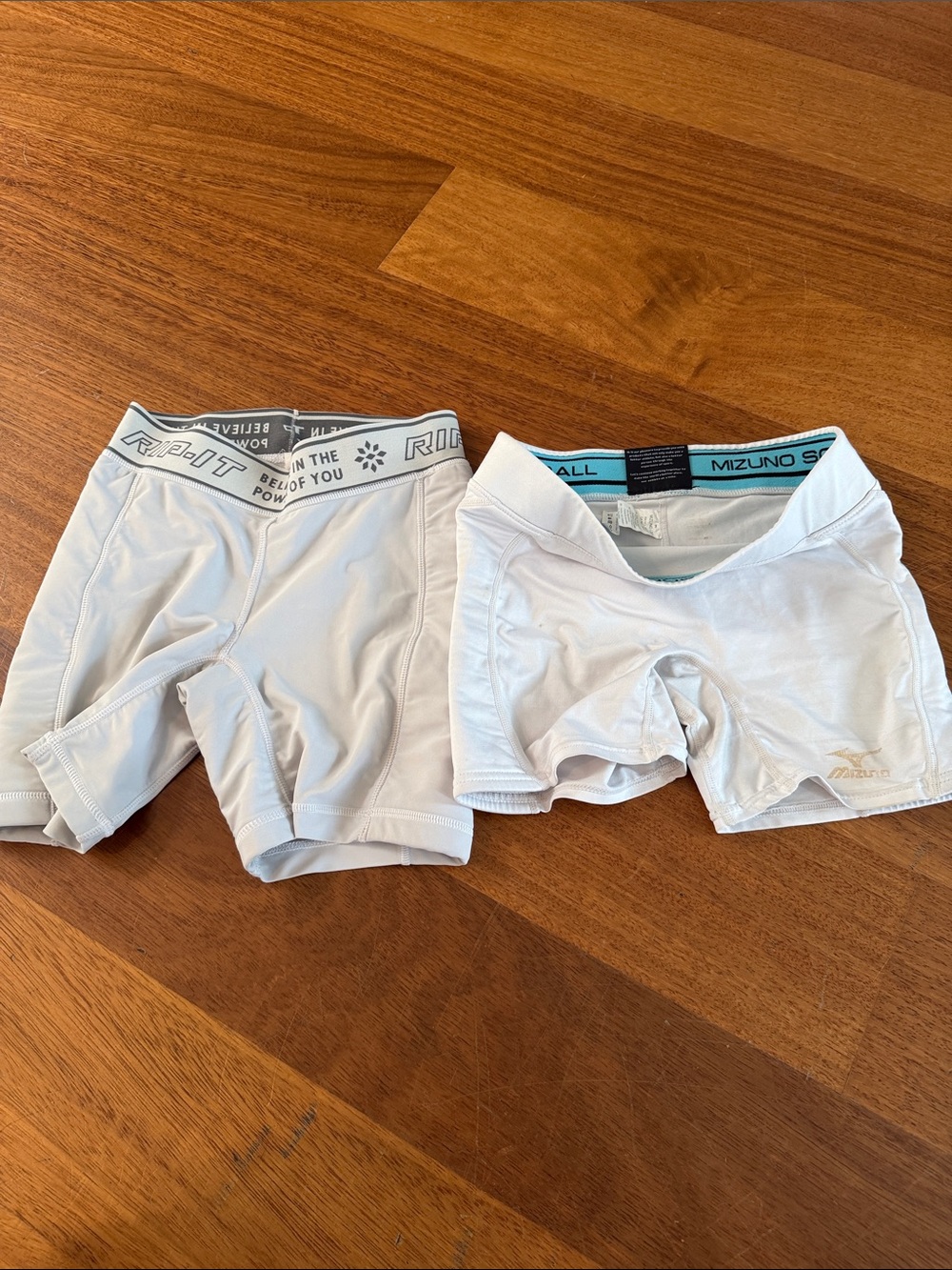 Mizuno women’s white sliding shorts, Softball
